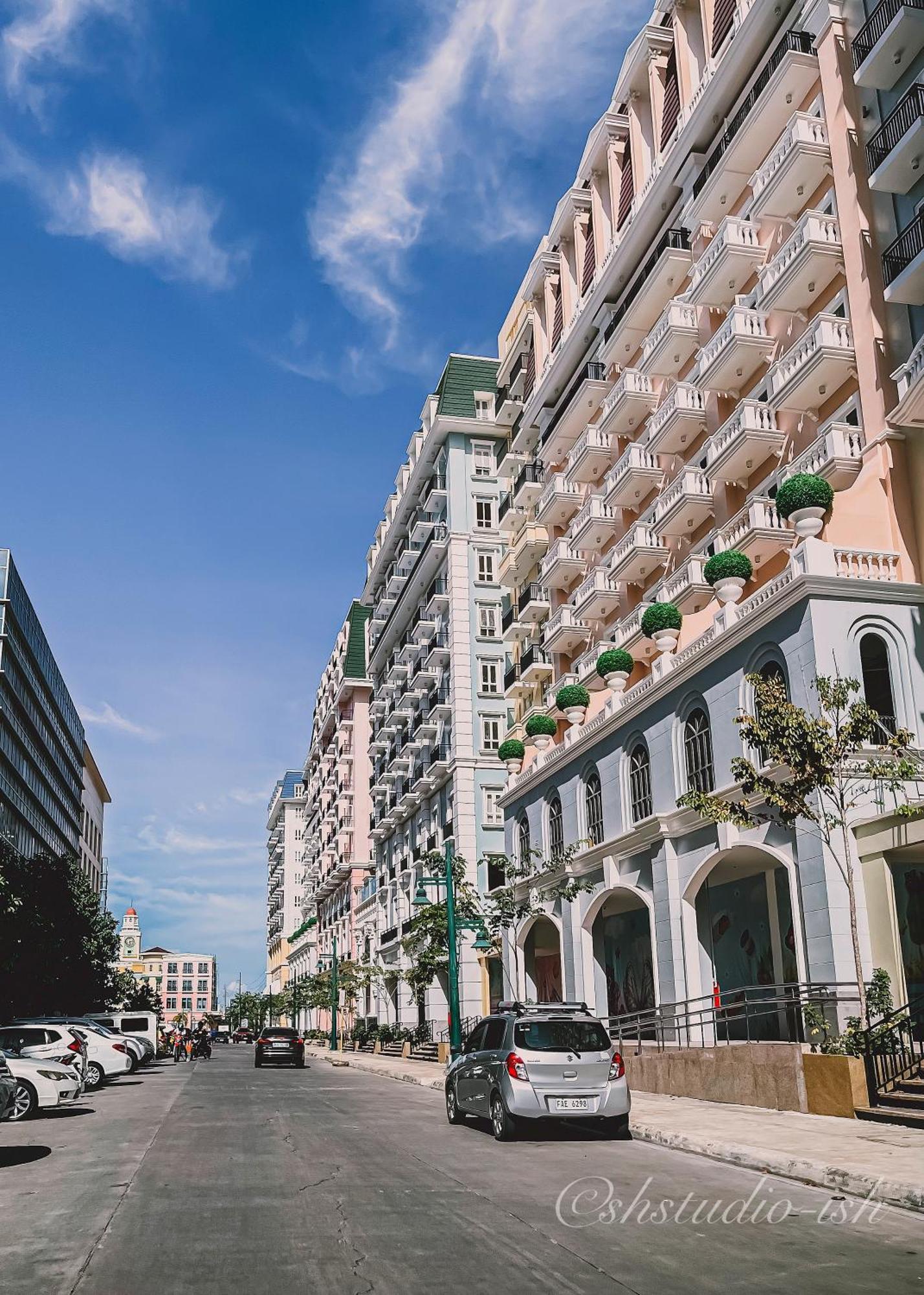 *new! Fully Furnished Unit With Amenities At Saint Honore Megaworld *